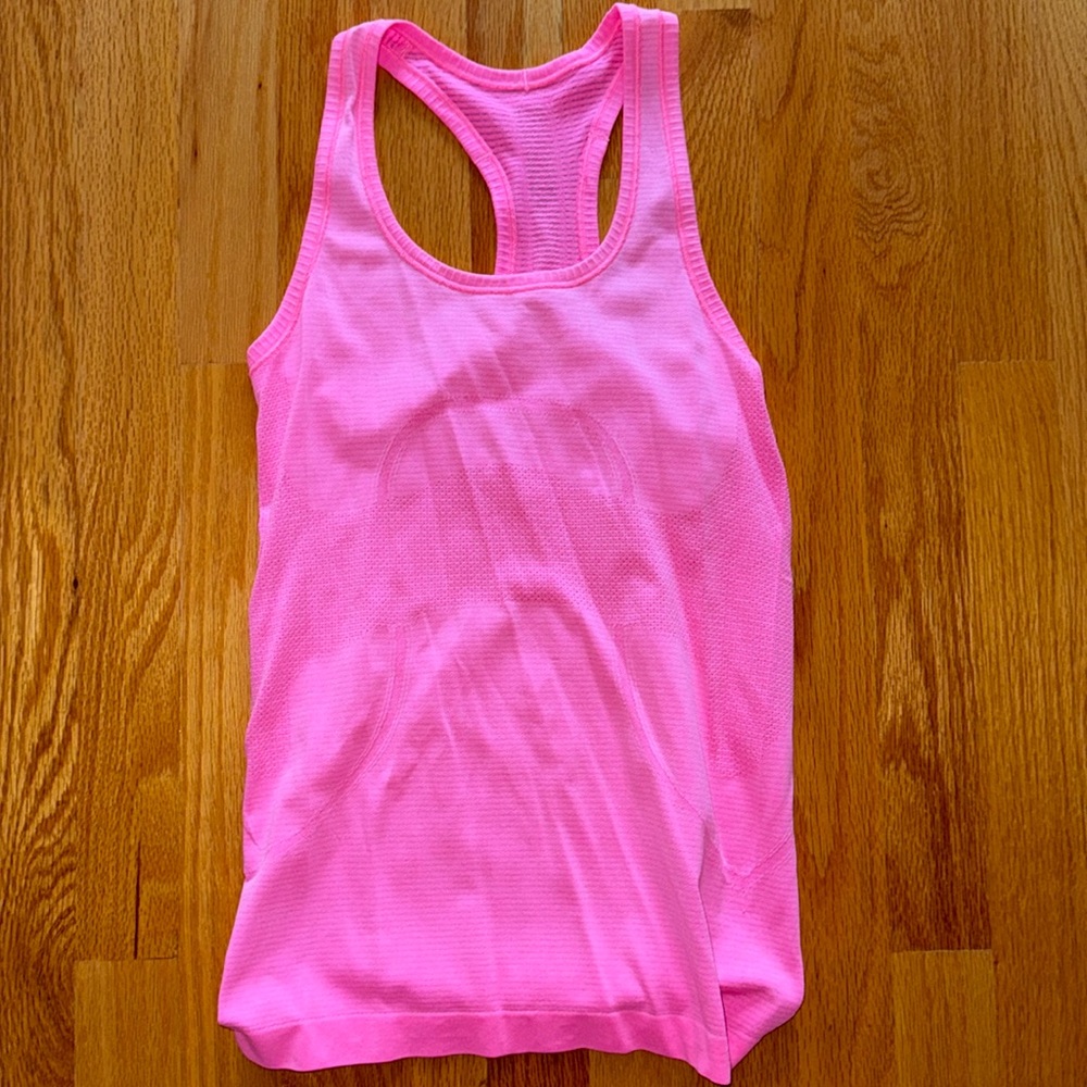 Lululemon tank top